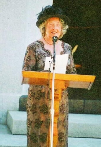 MOTHER DIVINE speaks at the Shrine to Life at
The Mount of the House of the Lord